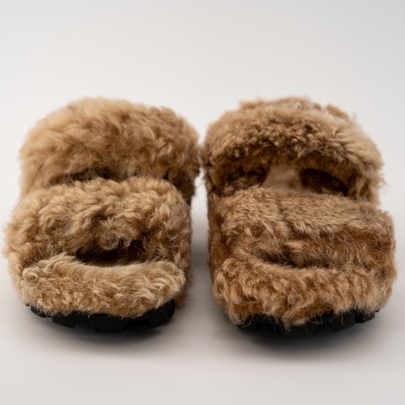 size 37 eu 7 us Miu Miu Camel Brown Shearling Sandals - Picture 2 of 11